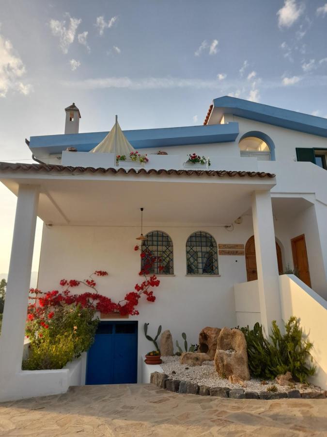 Agriturismo Palas De Serra Country Resort Onifai 외부 사진