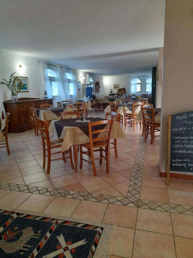Agriturismo Palas De Serra Country Resort Onifai 외부 사진
