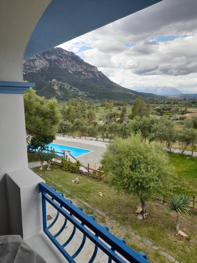 Agriturismo Palas De Serra Country Resort Onifai 외부 사진